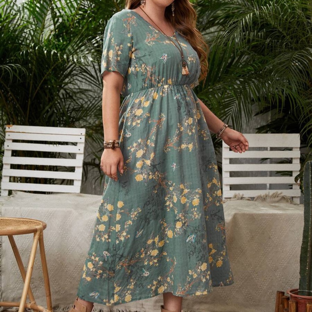 Plus Green Floral A-line V neck Midi Dress - Picture 4 of 6